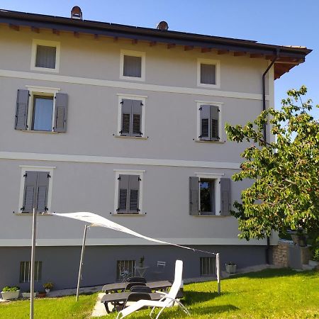 Casa Zucol Lägenhet Sarnonico Exteriör bild