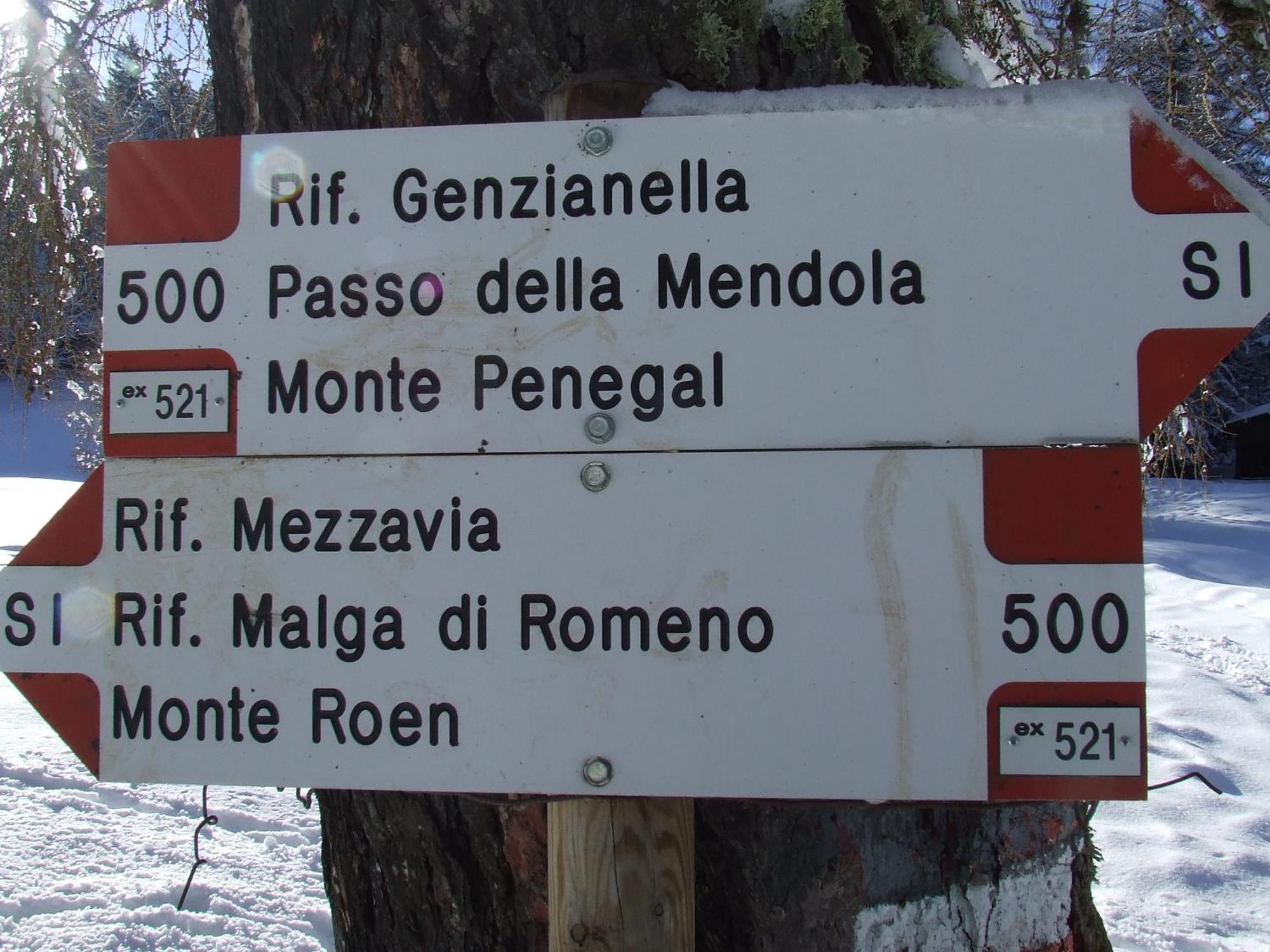 Casa Zucol Lägenhet Sarnonico Exteriör bild