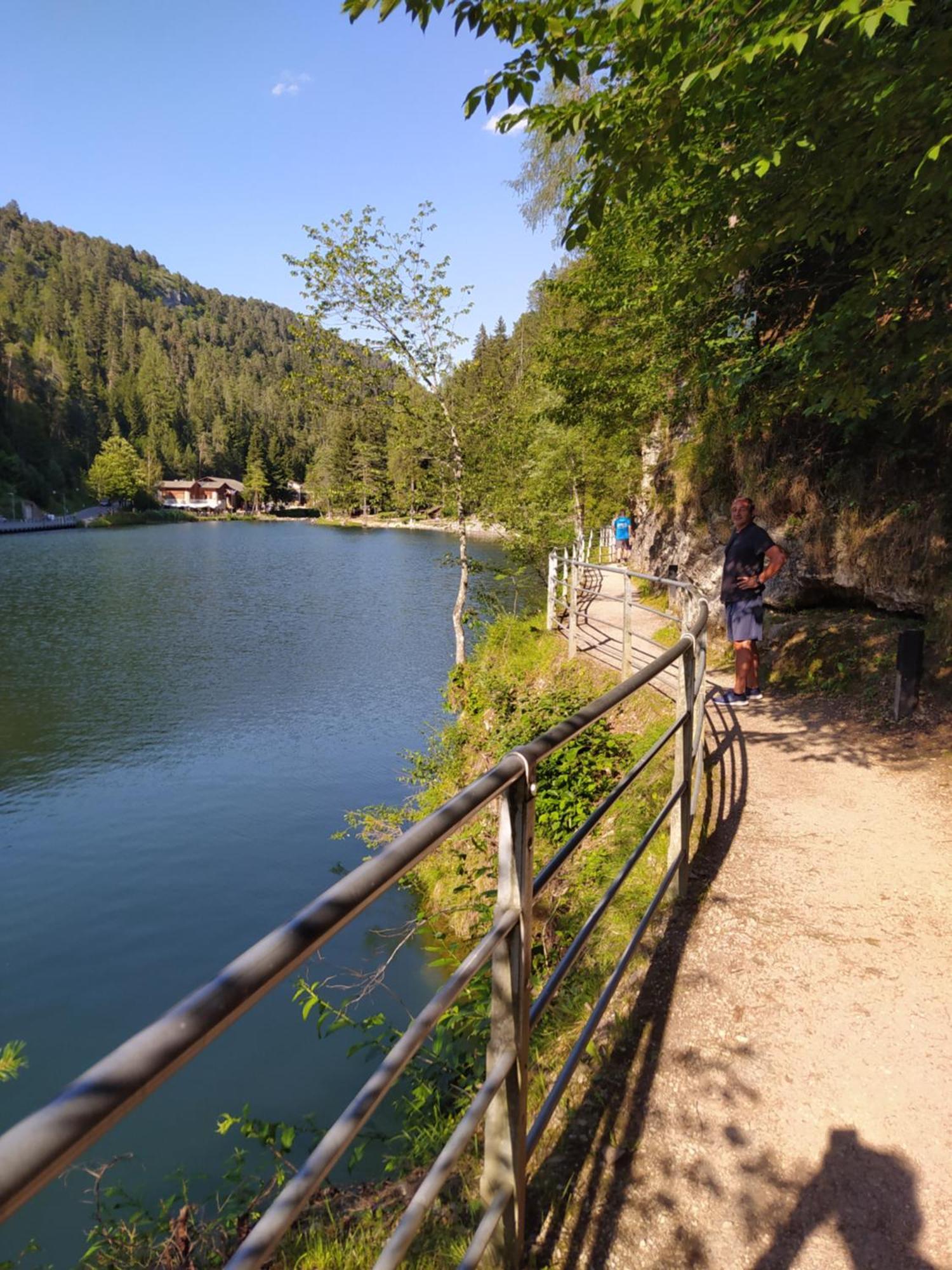 Casa Zucol Lägenhet Sarnonico Exteriör bild